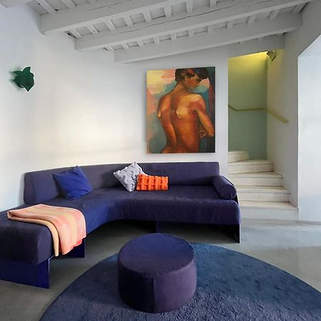 Design & Art, Patio With Orange Tree, Near Seville Carrion de Los Cespedes 外观 照片