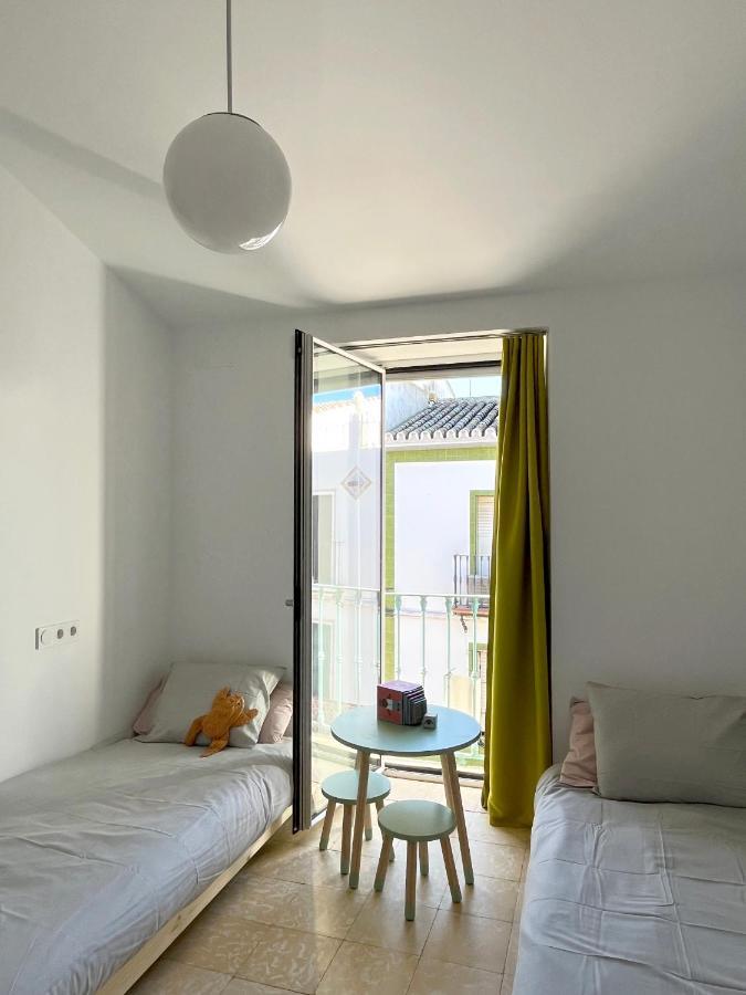 Design & Art, Patio With Orange Tree, Near Seville Carrion de Los Cespedes 外观 照片